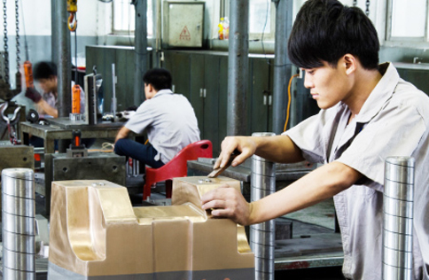 浙江克氏模具工业有限公司。